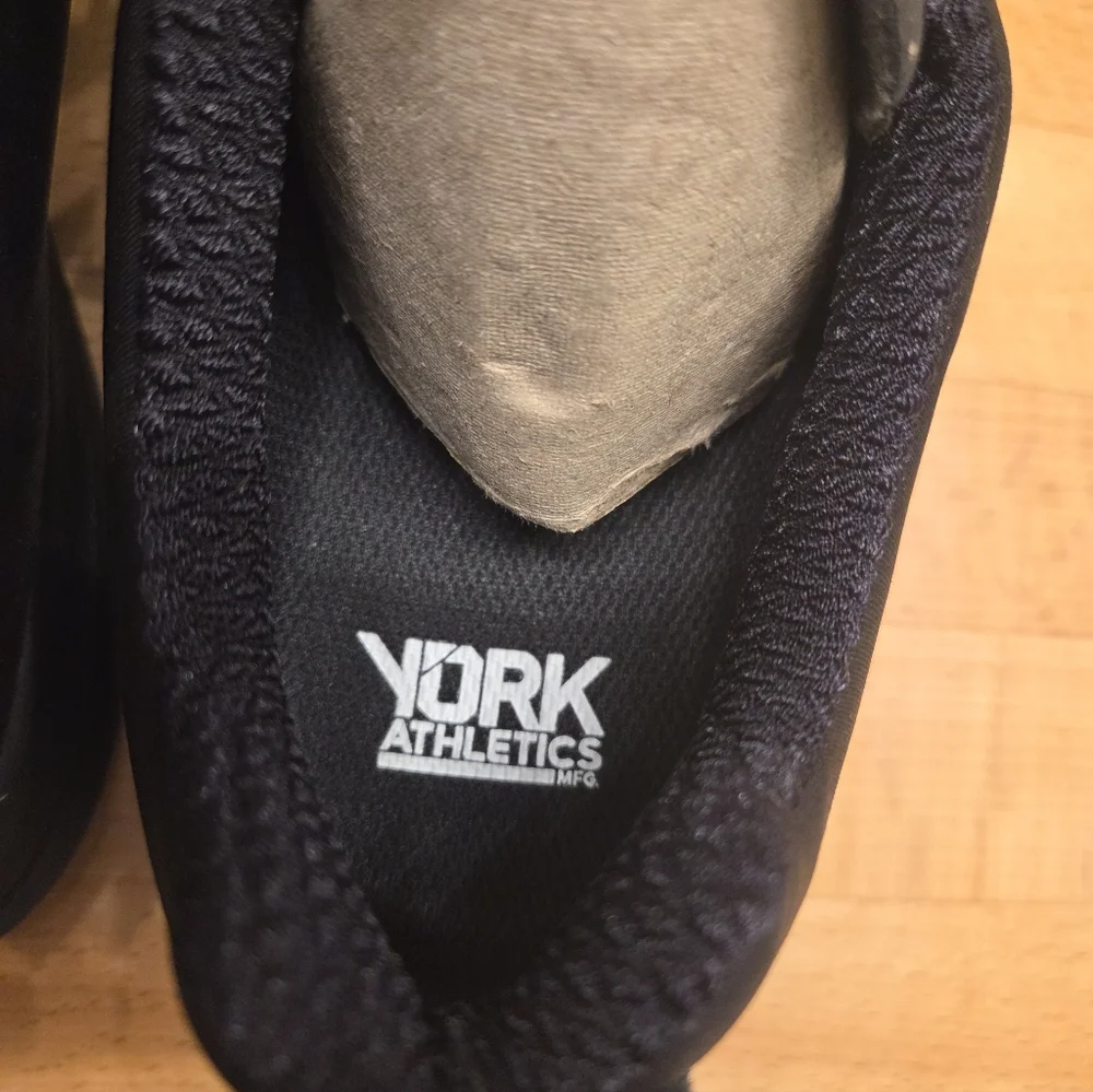 York Athletics The Henry Sneakers Triple Black Mens Size 11